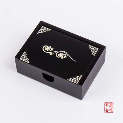 Business Card Case [Cloud Pattern Auto-Open]