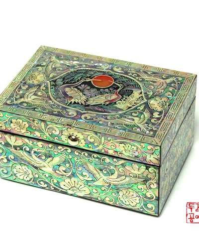 Traditional Scholar Crane Inlaid Business Card Case [Black]