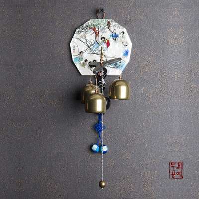 Mother-of-Pearl Door Hanging