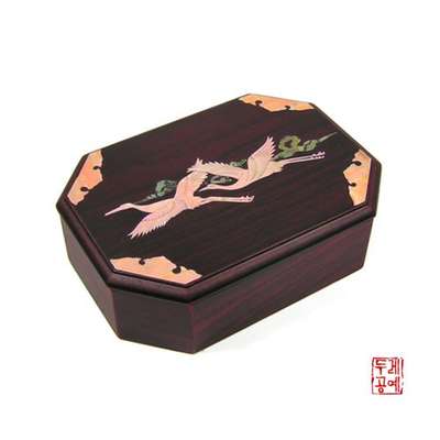 Octagonal Box with Double Crane Sanggam Inlay
