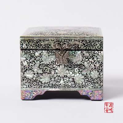 Square Jewelry Box [Cosmos]