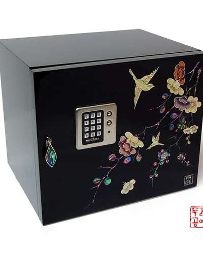 彩花梅鳥文 螺鈿金庫形ジュエリーボックス [黒]