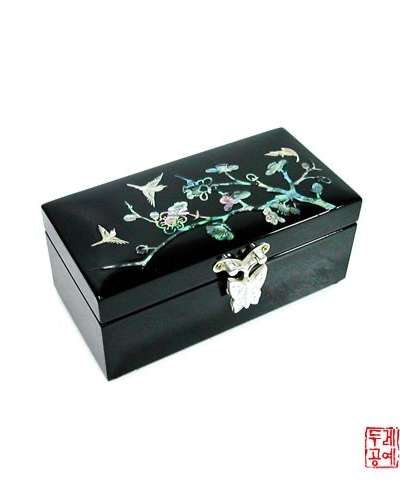 Plum Blossom Hand-Rolled Jewel Box