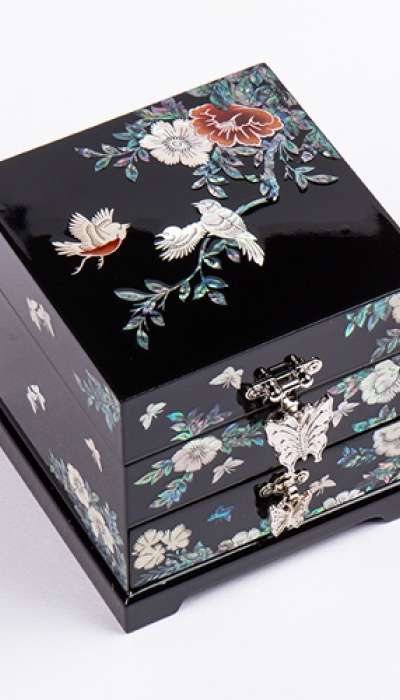 Flower and Bird Pattern 2-Drawer Jewelry Box (Black)