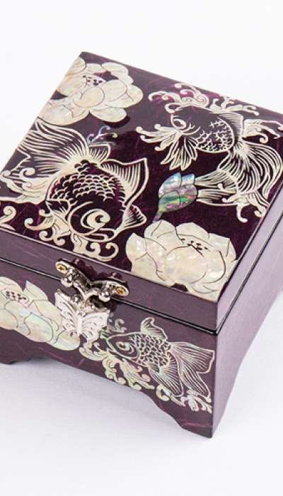 Water Lily Goldfish Jewelry Box (Purple)