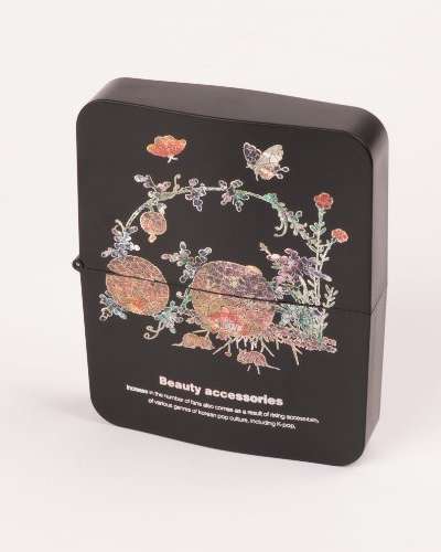 Grass and Insect Painting Nail Clipper Set D