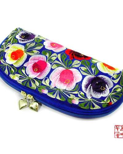 花刺繍ウォレット