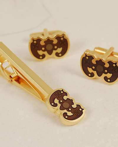 Jangseok Necktie Pin (Bat Motif)
