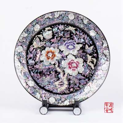 Round Mother-of-Pearl Mugunghwa Tray