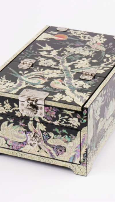 四月梅鳥紋鏡台