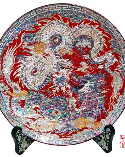 雲龍図円形盆[赤]