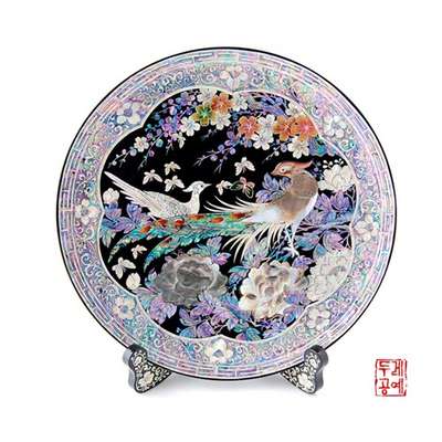 Peacock's Garden Pearl Pattern Round Tray