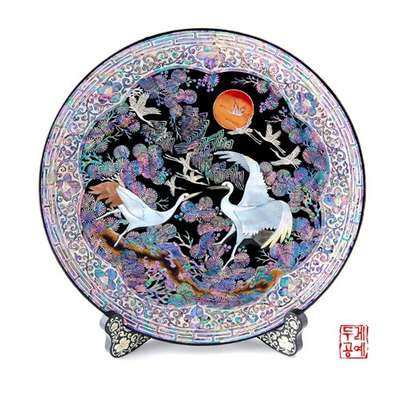 Moonlight Flock of Cranes Pearl Inlay Round Tray