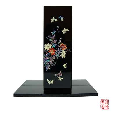Flowers and Butterflies Mother-of-Pearl Square Vase